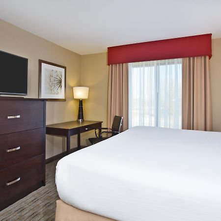 Holiday Inn Express & Suites Springfield By Ihg Екстериор снимка
